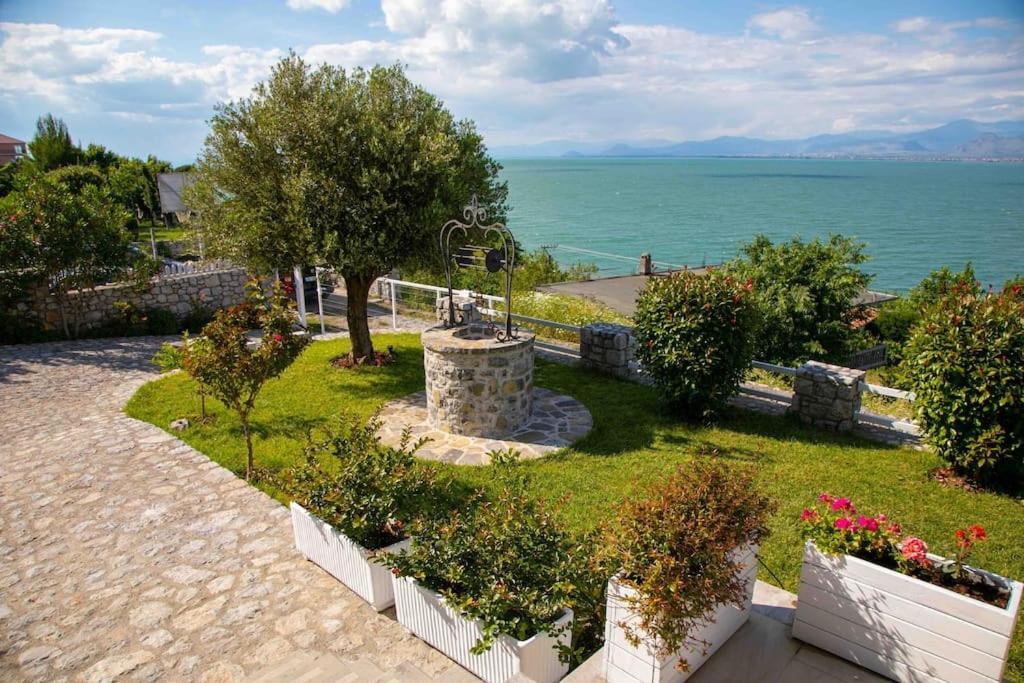 Vintage House With Stunning View Of Shkodra Lake Villa Exterior foto