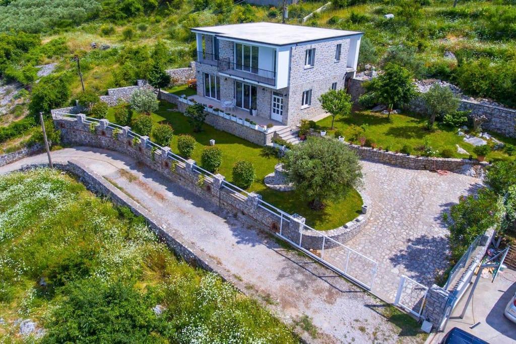 Vintage House With Stunning View Of Shkodra Lake Villa Exterior foto