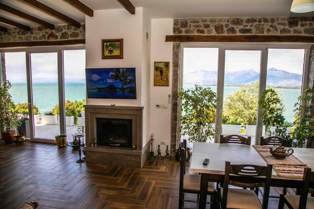 Vintage House With Stunning View Of Shkodra Lake Villa Exterior foto